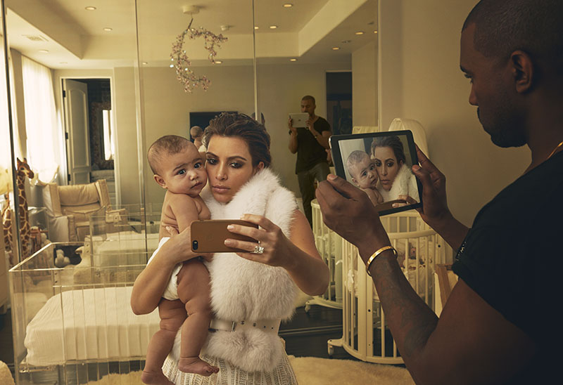 010-1-Kardashian-West-family-web