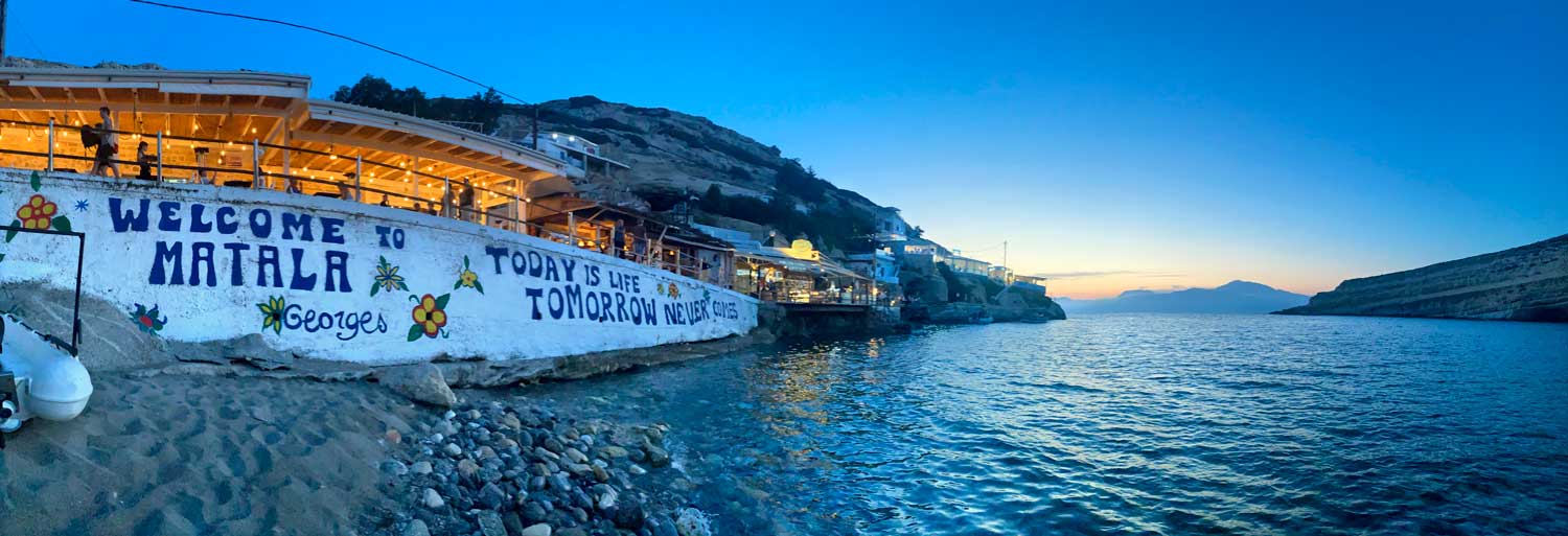 20250206greece-Matala-beach-at-sunset-with-hippie-mural