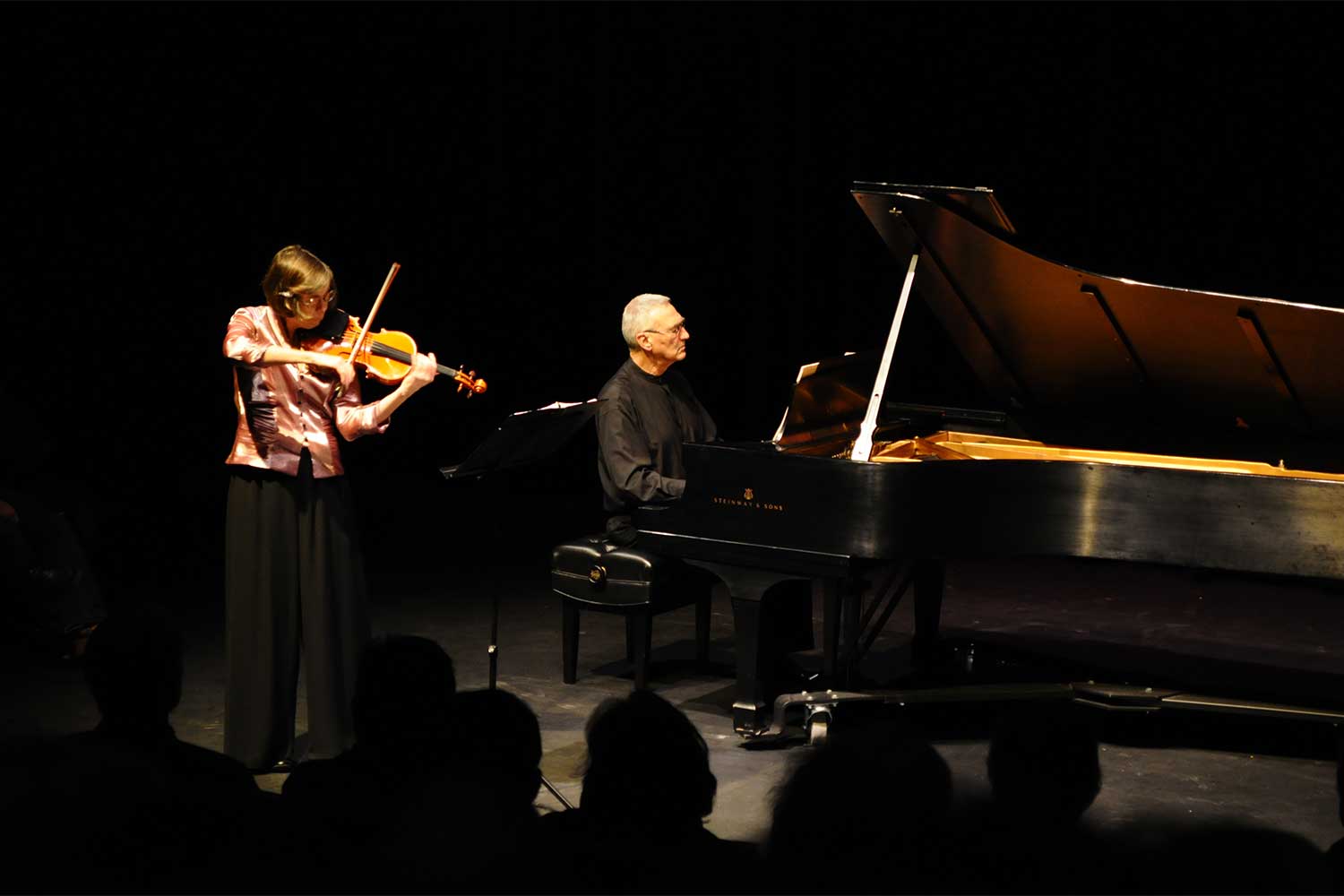 20250501news-Victor-and-Sharon-2010-22-11