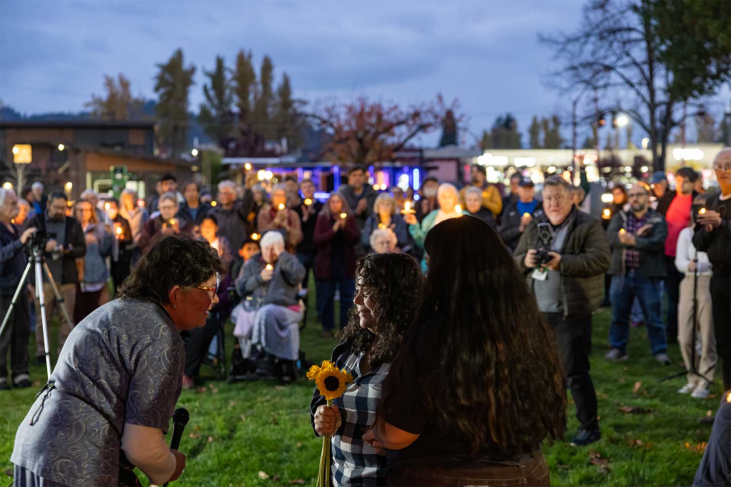 003-Avila-and-Agustin-w-organizer