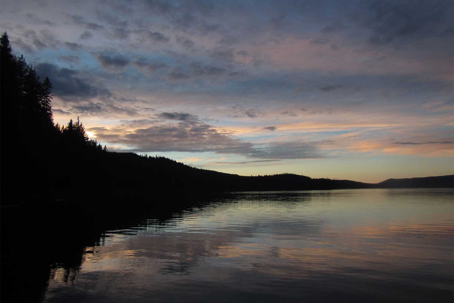 20251211outdoors-Odell-Lake-Sunset-from-dock-at-Odell-Lake-Lodge